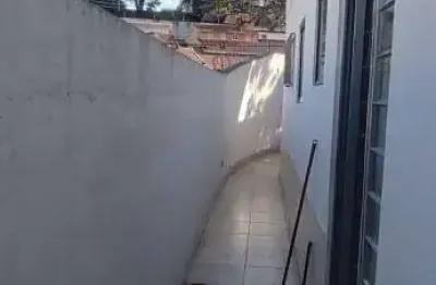 Casa em jardim santa clara com 198.00 m² , 3 quarto(s) , 1 suíte(s) , 3 vaga(s).