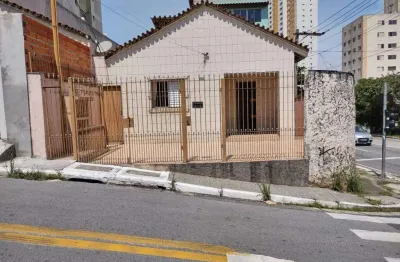 Duas casas no mesmo terreno, terreno com 250m² casa 1 com 120m². e casa 2, com 87m² 3 vagas