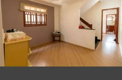 Sobrado em jardim zaira com 159.00 m² , 3 quarto(s) , 1 suíte(s) .