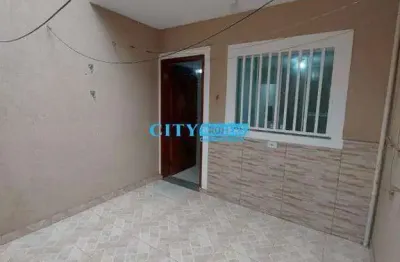 Sobrado á venda com 3 dormitórios no jardim santa maria zona leste