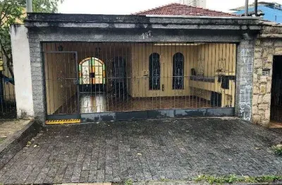 Casa em vila dom pedro i com 195.00 m² , 2 quarto(s) , 3 vaga(s).