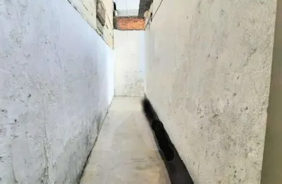 Casa em jardim brasil (zona norte) com 60.00 m² , 2 quarto(s) , 2 vaga(s).