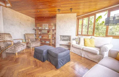 Casa com 3 quartos à venda na Rua Coronel Firmo da Silva, Sumaré, São Paulo