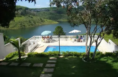 Chácara á venda com 4.000m² de terreno na beira da represa de em santa branca