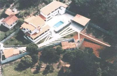 Chácara em jundiaizinho (terra preta) com 580.00 m² , 4 quarto(s) , 4 suíte(s) , 15 vaga(s).