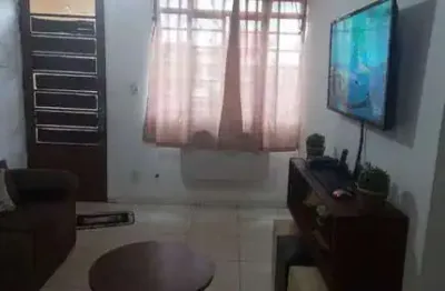 Casa em condomínio em jardim presidente dutra com 40.00 m² , 2 quarto(s) , 1 vaga(s).