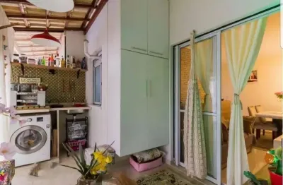 Lindíssimo apartamento garden 3 dormitórios com planejados sendo 1 suíte ,sala 2 ambientes, cozinha planejada.