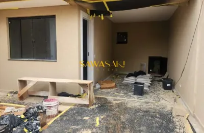 Sobrado em condomínio para aluguel no bairro uberaba curitiba-pr