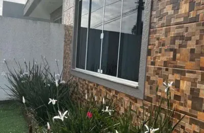 Sobrado à venda no rio vermelho, florianópolis: 98m², 3 dormitórios, 1 suíte, por r$900.000. confira!