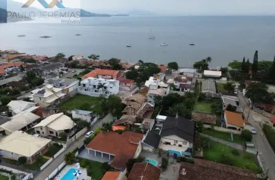 Terreno próximo ao mar à venda em sambaqui, florianópolis por r$700.000