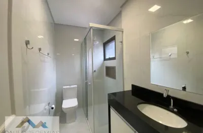Alugue apartamento 1 dorm. no centro de florianópolis, 42m², 1 banheiro, por r$4000. conforto e localização!