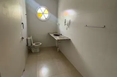 Apartamento de 6 dormitórios em coqueiros, florianópolis, 340m², 1 suíte, 3 banheiros, para locação.