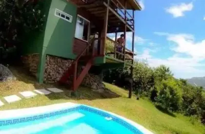 Casa à venda em praia da silveira, garopaba: 78m², 2 dormitórios, 1 banheiro. oportunidade por r$ 650.000!