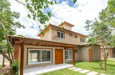 Casa com terreno de 650 m² à 500 metros da praia de manguinhos!