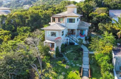 Casa à venda na ferradura com 05 suítes, à 200m da praia
