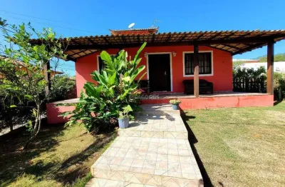 Casa linear em condomínio, a poucos minutos do mirante do pai vitório!