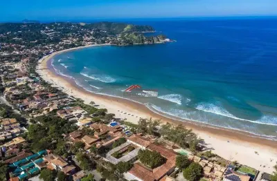 Casa a venda com 03 quartos, em condomínio, a 30m da areia de geribá.