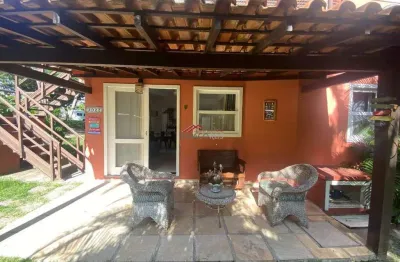 Casa de condomínio,2 quartos locação fixa,bairro caravelas!