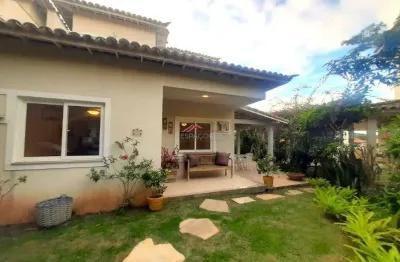 Casa em condomínio com 04 quartos e area privativa, a 150m da praia de geribá