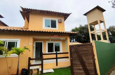 Casa para locação anual com 04 quartos a 100 metros da praia na rasa