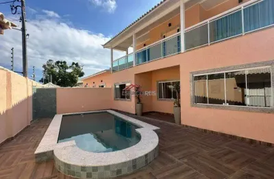 Casa independente com 4 quartos para locação fixa no bairro de manguinhos .