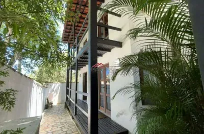 Casa à venda com 4 quartos dentro de condomínio em Geriba Buzios