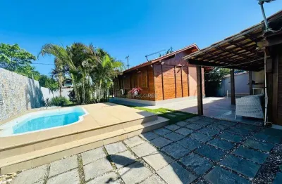 Linda casa em condomínio a venda , bairro Caravelas .Armação dos Búzios .