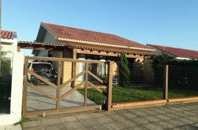 Casa com 3 quartos à venda na Rua Rio Comandaí, Centro, Xangri-Lá
