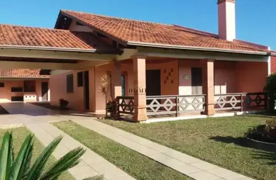 Casa à venda na avenida rio grande, centro, imbé, 178 m2 por r$ 670.000