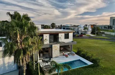 Casa em condomínio fechado com 5 quartos à venda na Rua Rio Jacuí, Centro, Xangri-Lá