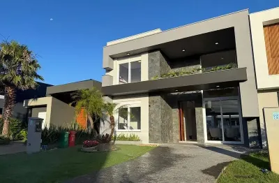 Casa em condomínio fechado com 4 quartos à venda no Centro, Xangri-Lá 
