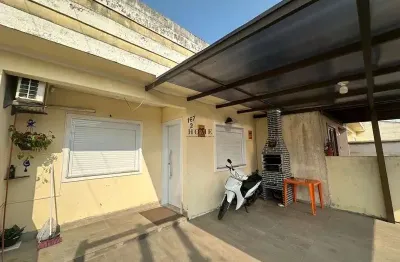 Casa com 2 quartos à venda na 14, balneário harmonia, imbé, 80 m2 por r$ 240.000