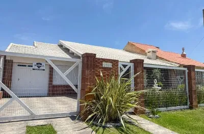 Casa com 3 quartos à venda no Centro, Imbé 