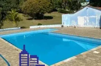Linda chácara de 5.500 m²/ casa sede/ 2 lagos/ salão de festas para 250 pessoas à venda em são jose dos campos