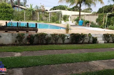 Excelente chácara de 2.260 m²/ casa sede/piscina/ área gourmet à venda no condomínio quinta de santa helena em piracicaba