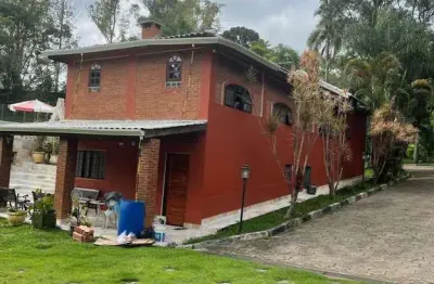Linda chácara com escritura de 6.000 m²/ casa sede/ piscina à venda porteira fechada em cotia