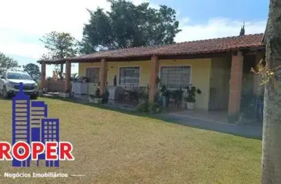 Lindo sitio de 24.000 m²/casa sede/piscina/área gourmet e 5 quiosques à venda em atibaia