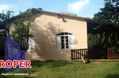 Linda casa com terreno de 1.000 m²/ casa sede/ piscina/ área gourmet à venda no cristal park3, santana do parnaiba