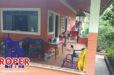 Excelente chácara com 10.800 m²/ casa sede/lago/piscina à venda em mairiporã
