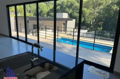 Linda chácara de alto padrão de 1.458 m²/casa/piscina/área gourmet à venda no condomínio alpes d&apos;ouro em bom jesus dos perdões.
