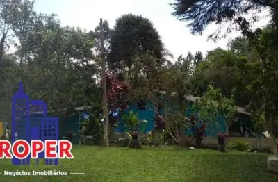 Linda chácara de 5.100 metros com escritura à venda em suzano.