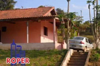 Linda chácara de 16.400 metros com escritura à venda