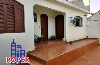 Linda casa de 197 m²/ 3 dormitórios/ 4 vagas que pode ser transfomada em salão comercial à venda  próximo ao metrô vila matilde, são paulo