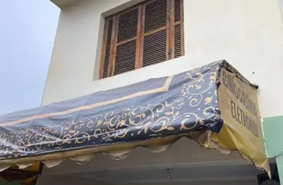 Casa assobradada com edícula e salão comercial à venda em terreno de 200 m² na vila carrão!