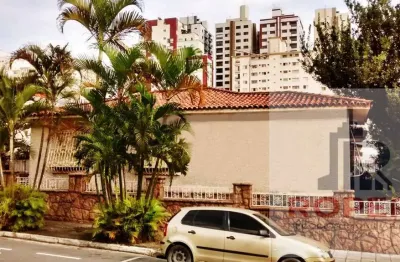 Excelente casa de esquina com 400 metros, terreno 20 x 20 à venda no bairro santo antonio, são caetano so sul