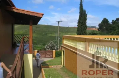 Excelente chácara 7.300 m² com Escritura à Venda em Atibaia, São Paulo.