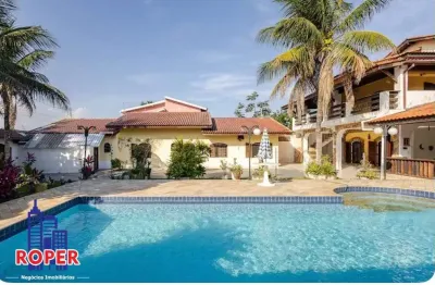 Linda casa de alto padrão/ piscina/ área gourmet à venda em são lourenço, bertioga