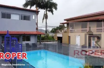 Excelente chácara de alto padrão com 3.190 m²/casa sede e muitas estruturas à venda no condomínio recanto dos passaros ii em jacarei