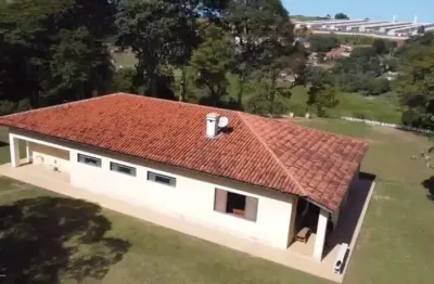 Excelente sitio de 34.463 m²/casa sede/piscina/ espaço gourmet à venda em bragança paulista