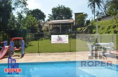 Excelente chácara com 5.800 m²/casa sede/espaço gourmet/ piscina/lago à venda em ibiuna, aceita financiamento bancário